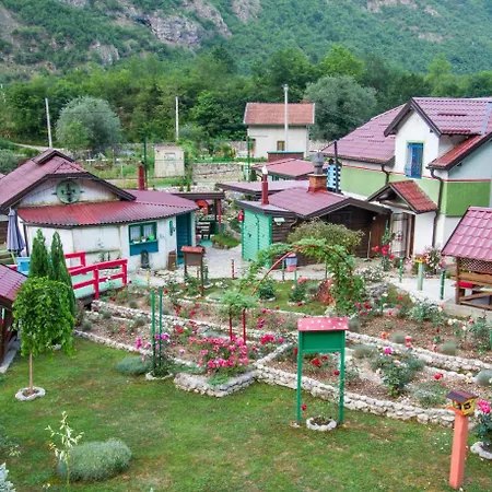 Holiday park Eco Village Raj U Raju